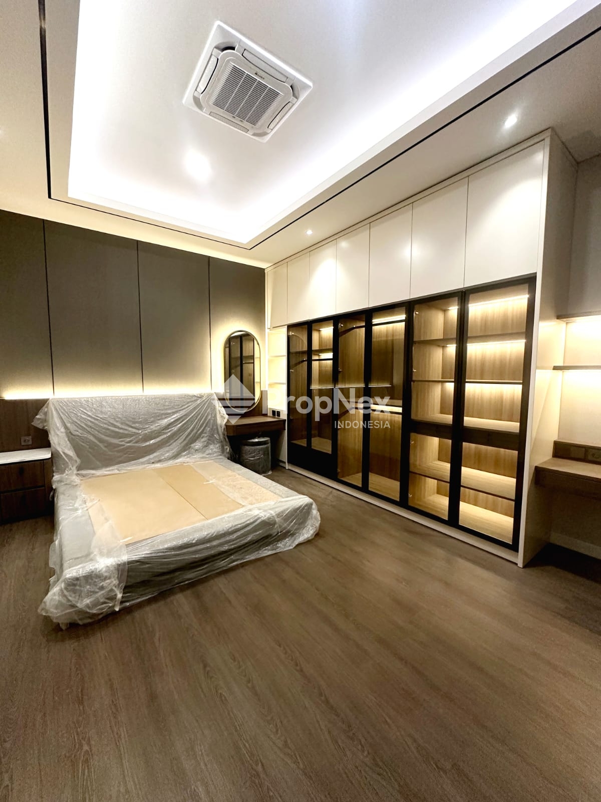 Rumah Royal Residence — foto 10